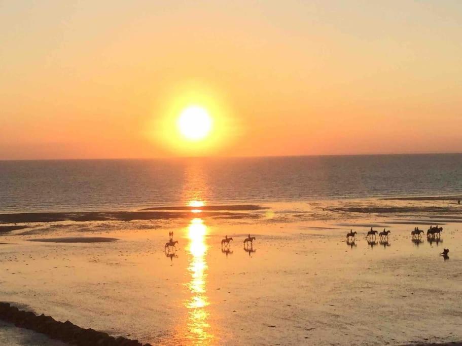 Les Iles Vue Sur Mer آغون - كونتاينفيل المظهر الخارجي الصورة